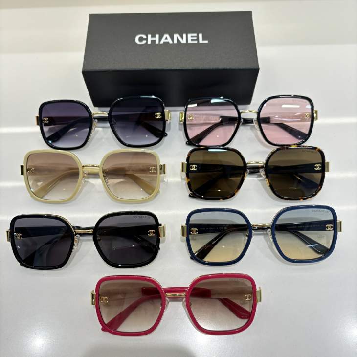 Picture of Chanel Sunglasses _SKUfw77619347fw